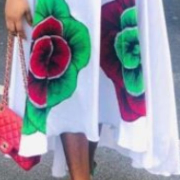 BIG FLOWER SHORT SLEEVE SWING MIDI DRESS - Picture 4 of 5